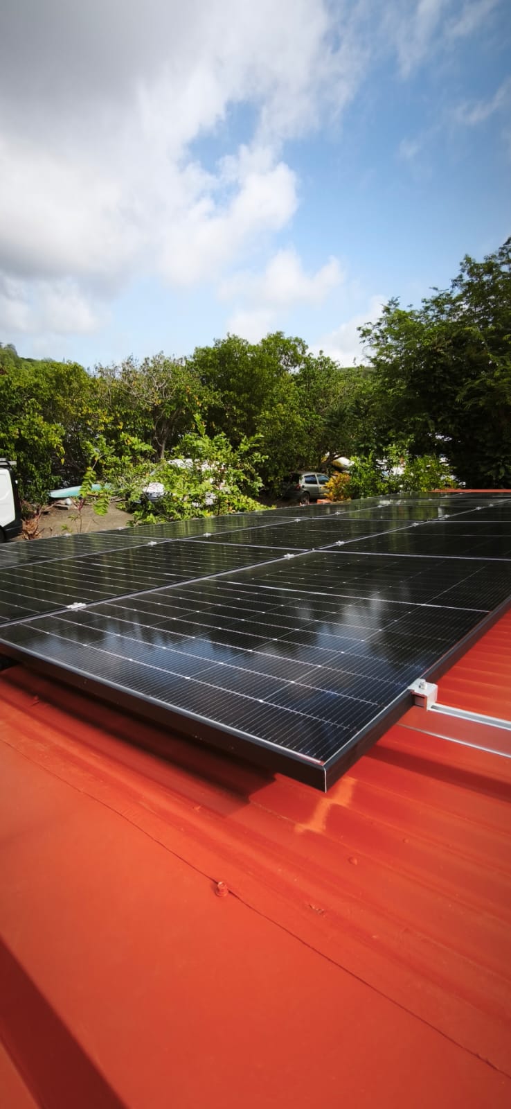 Installation panneaux solaires 6 kWc Le François Martinique - DOMOTOOLS SOLAR